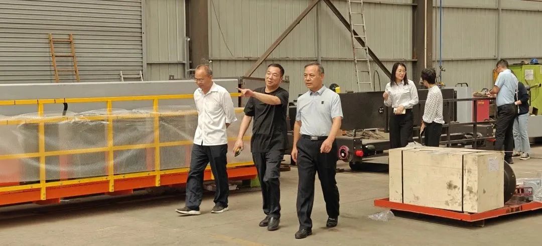 熱烈歡迎省市場(chǎng)監(jiān)督管理局認(rèn)證處史明甫處長(zhǎng)等一行蒞臨東起集團(tuán)考察調(diào)研！